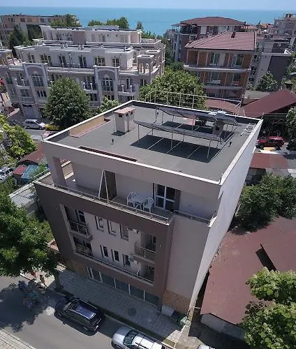 Ivatea Family Hotel