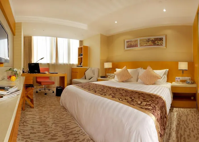 Zhenjiang Fengfan Holiday Hotel