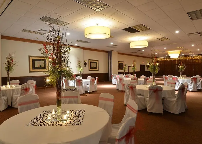 Best Western Plus La Porte Hotel & Conference Center