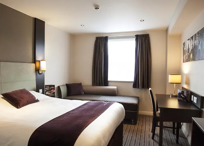 Premier Inn Dundee Centre