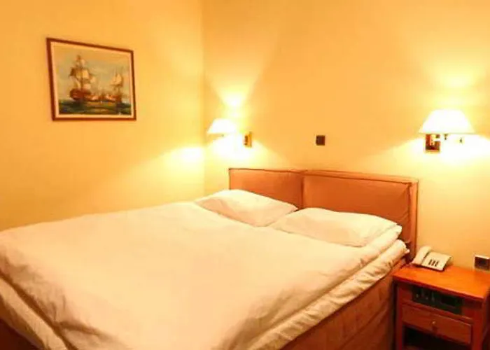 Hotel Elena