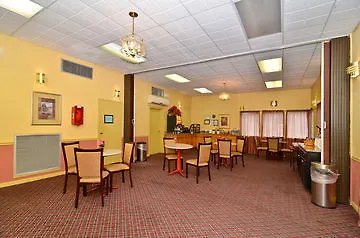 Econo Lodge Inn & Suites Near Chickamauga Battlefield