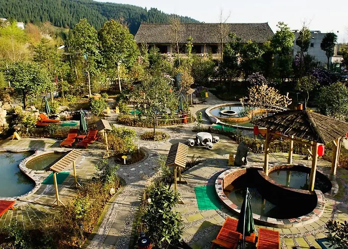 Huasheng Hot Spring Hotel