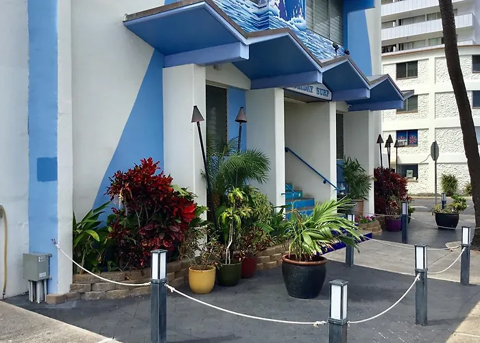 Holiday Surf Hotel