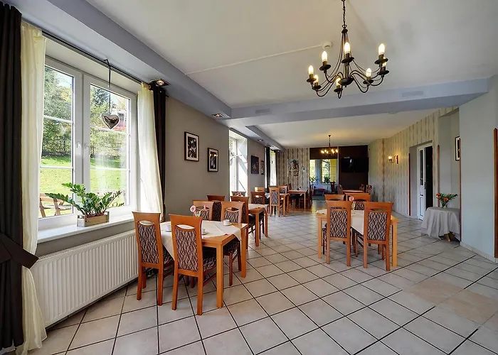 Hotel Belweder - Przy Hotelu Golebiewski