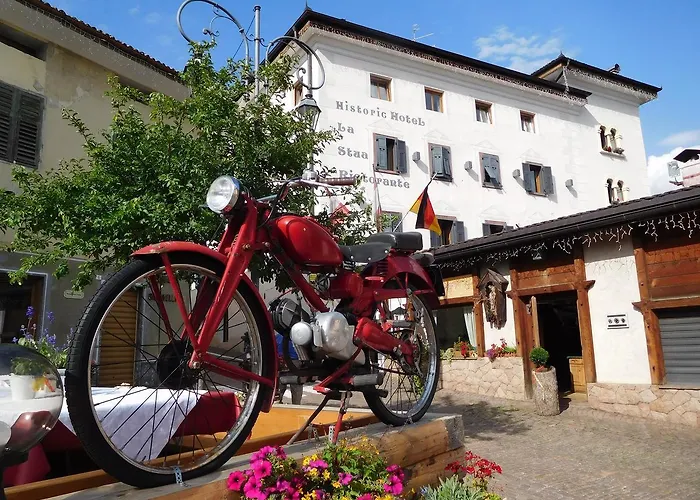 Historic Hotel Ristorante La Stua
