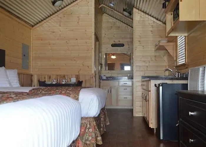 Lone Star Lodge