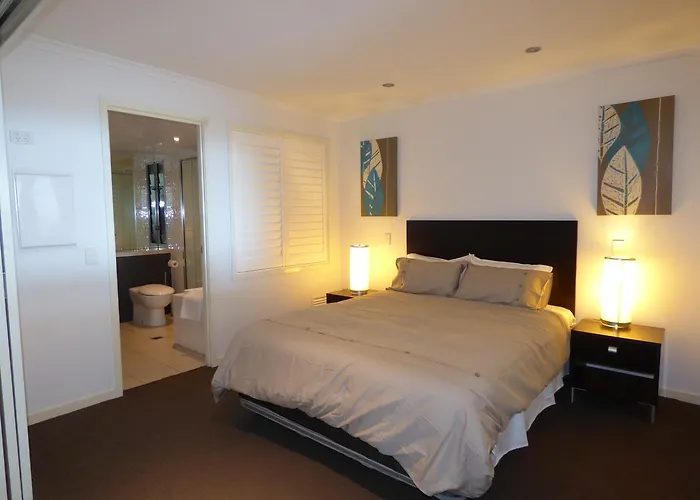 Marina View Apartment