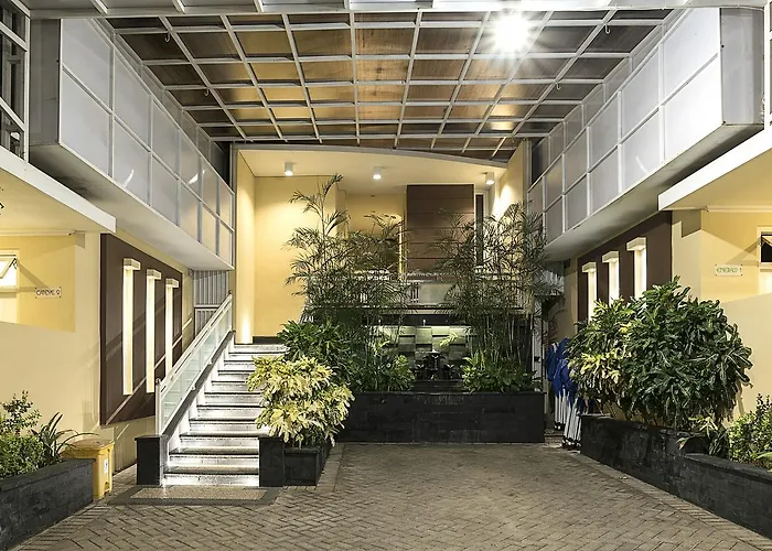 Riverstone Hotel & Cottage