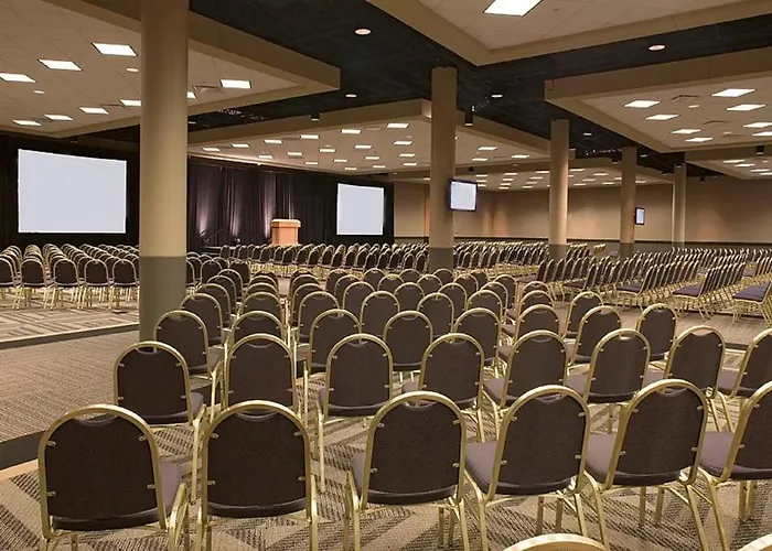 Edward Hotel & Convention Center
