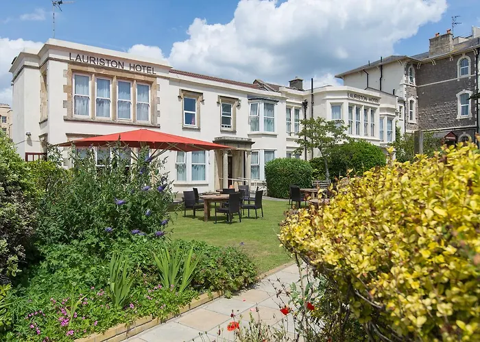 Lauriston Hotel
