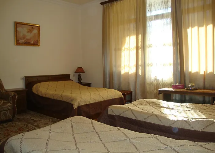 Hotel Mira