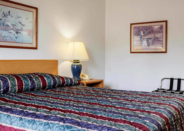 Econo Lodge West Liberty