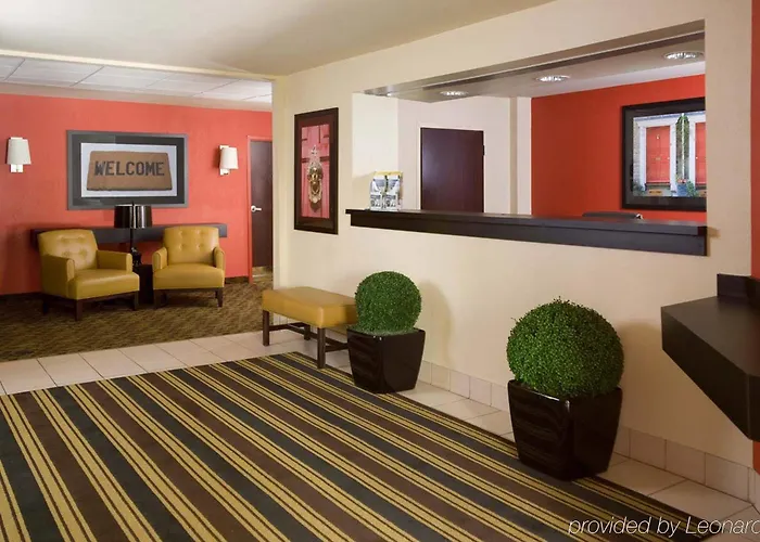Sonesta Simply Suites Lansing