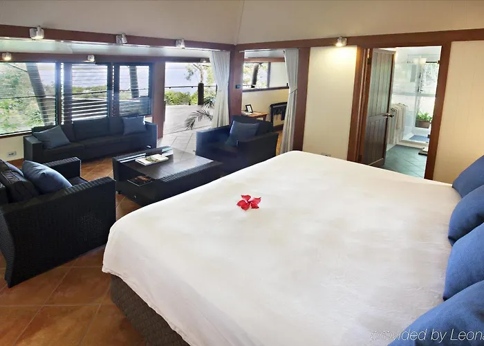 Bloomfield Lodge - Beautifully