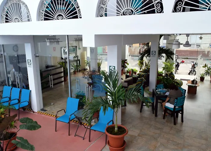 Hotel Jungle House