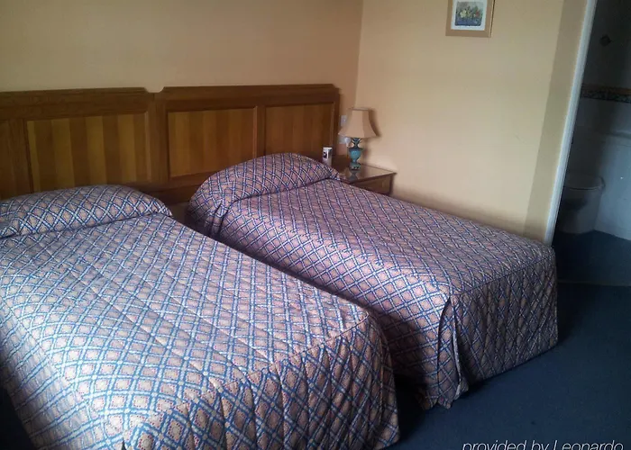 Best Western Reeds Country Hotel