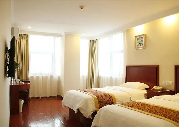 Greentree Inn Henan Kaifeng Jinming District Jinming Square Little Song City Business Hotel
