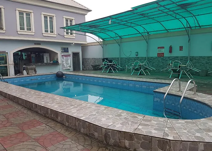 Royal Terrace Hotel & Towers