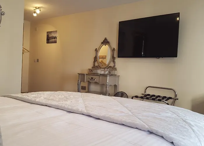 Star Inn Rooms