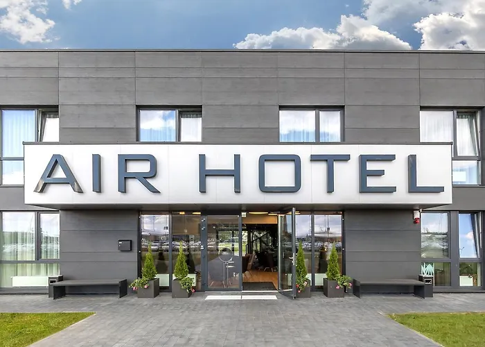 Air Hotel