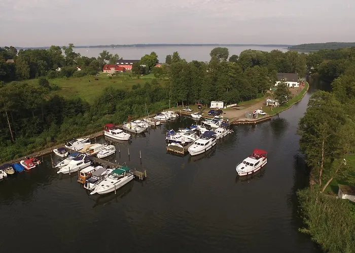 Lenzer Hafen