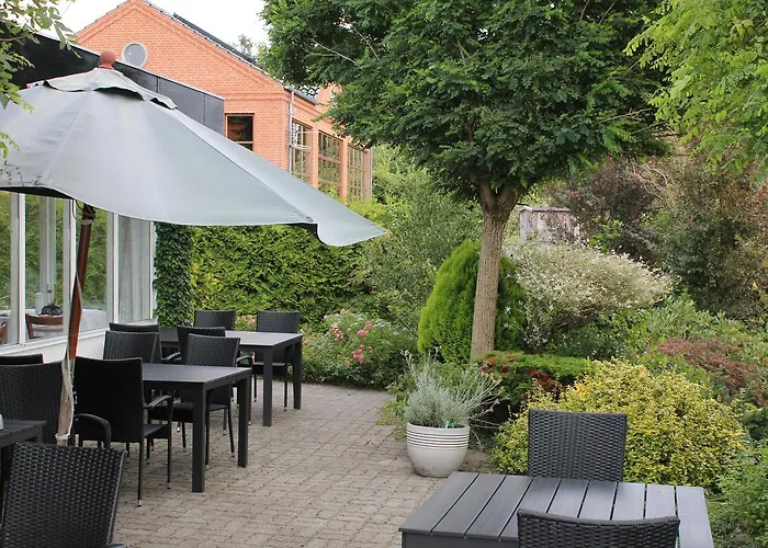 Lyng Dal Hotel Og Restaurant