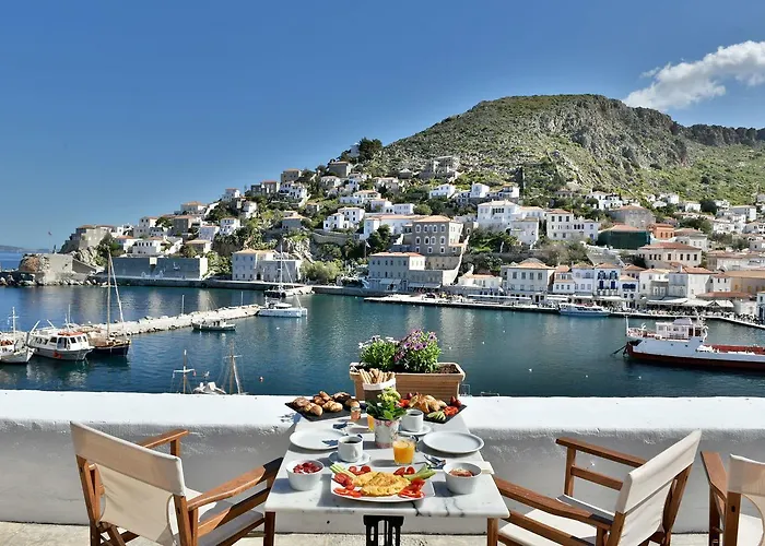 Douskos Port House