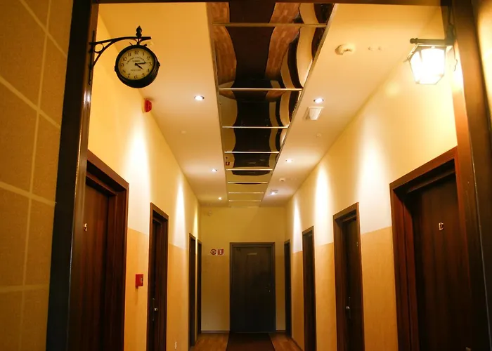 Hotel 7