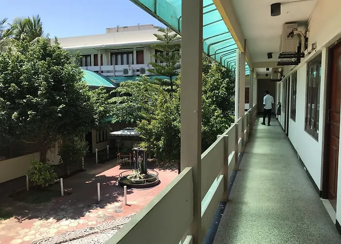 Gnaanams Hotel And Restaurant