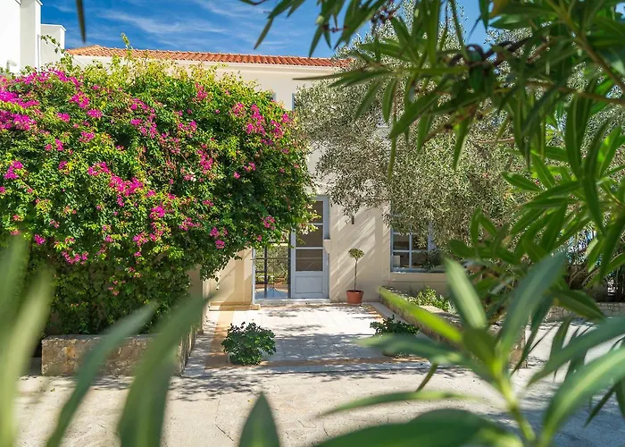 Armonia Bay Hotel
