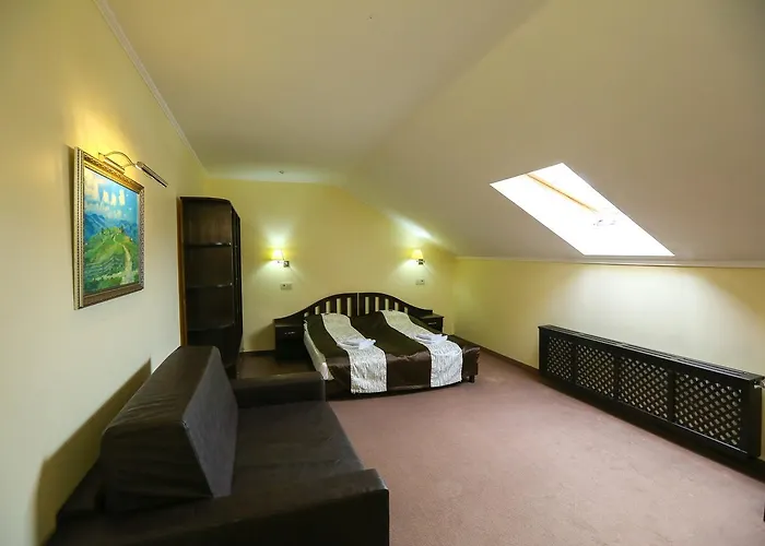 Home Hotel