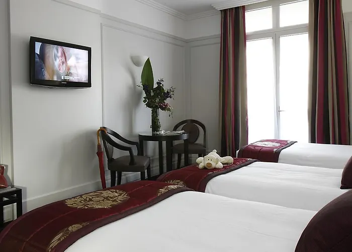 Hotel California Champs Elysees Parigi