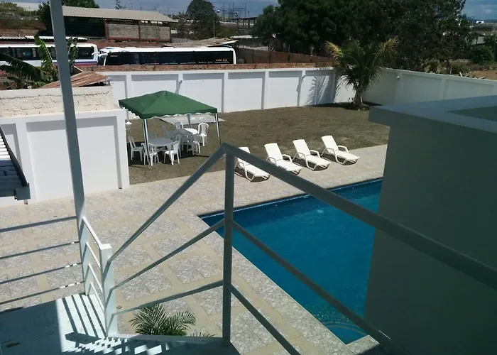 Manta Airport Hotel