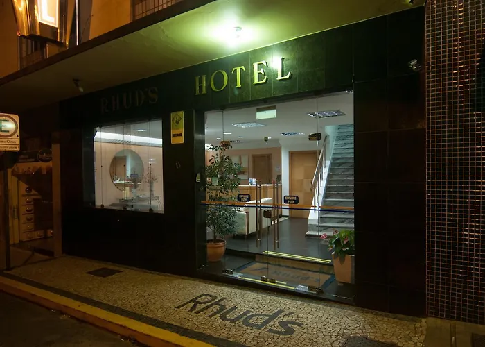 Rhud'S Hotel