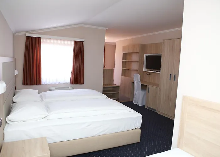 Hotel Ana