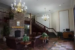 Pavilion Inn