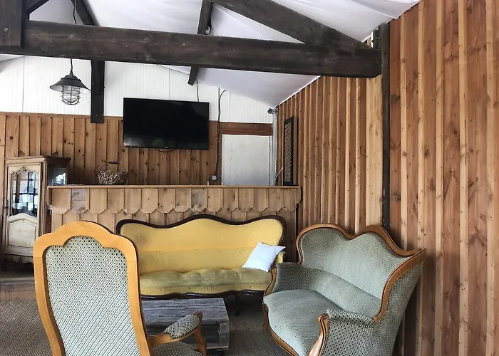 Le Pavillon Bleu