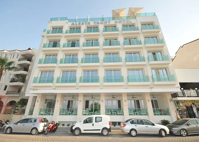 Alesta Yacht Hotel