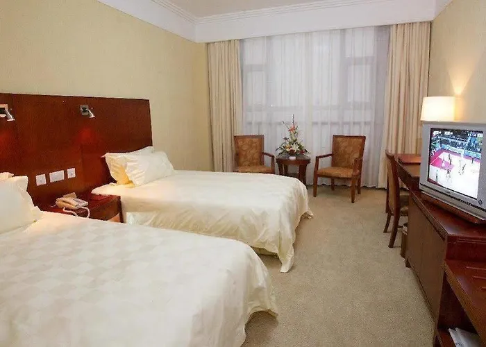 Meilun Business Hotel