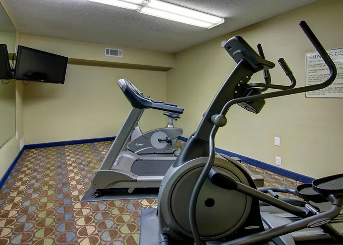 Intown Suites Extended Stay Marietta Ga - Roswell Rd