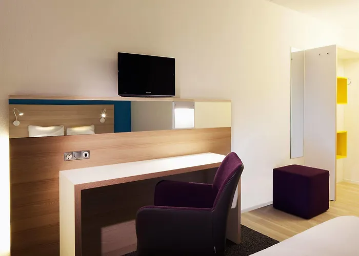 University Hotel