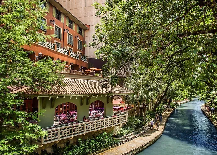 San Antonio Hotels for Romantic Getaway
