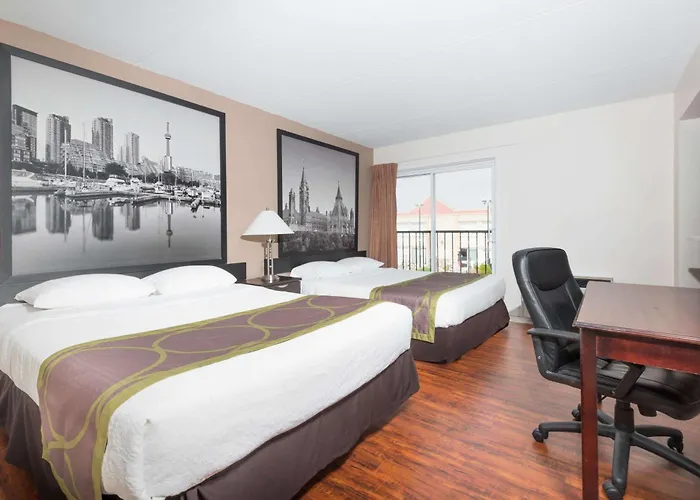 Super 8 By Wyndham Cambridge/Kitchener/Waterloo Area