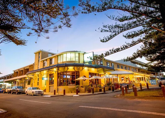 Seabreeze Beach Hotel