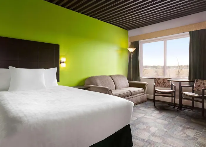 Travelodge By Wyndham Baie Comeau