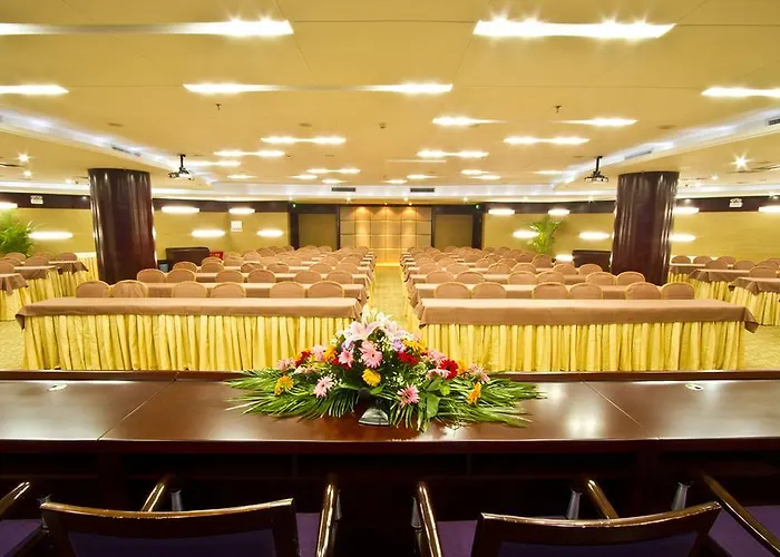 Yichang Three Gorges Dongshan Hotel