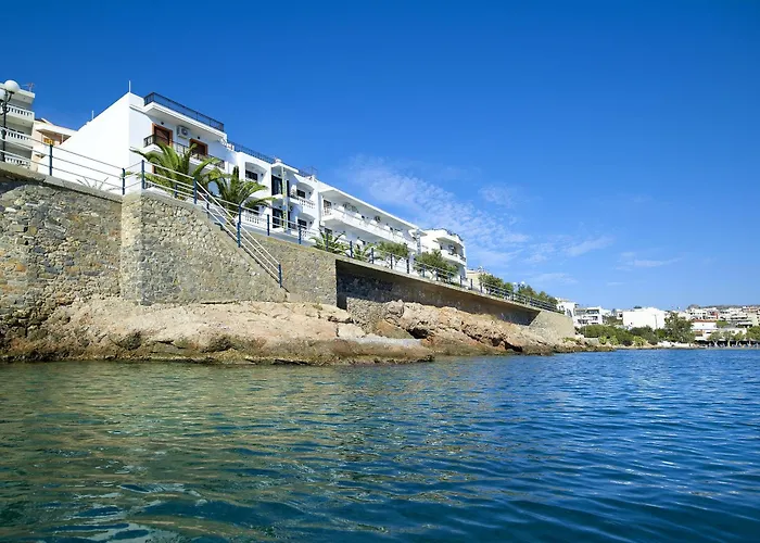 Victoria Hotel