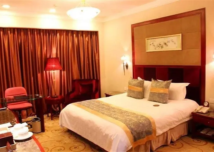 潍坊富华大酒店b座 The Farrington Hotel B