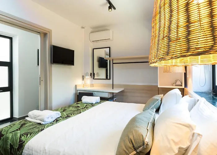 T Hotel Premium Suites